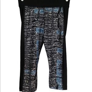 Under Armour Women’s Large Compression Legging Capri